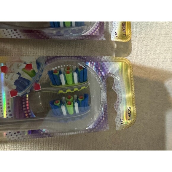 Lot of 2 Colgate 360 Advanced Whole Mouth Clean Toothbrushes - Soft - NEW - Picture 2 of 4